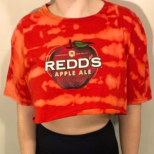 Red’s apple ale bleach dye crop t shirt